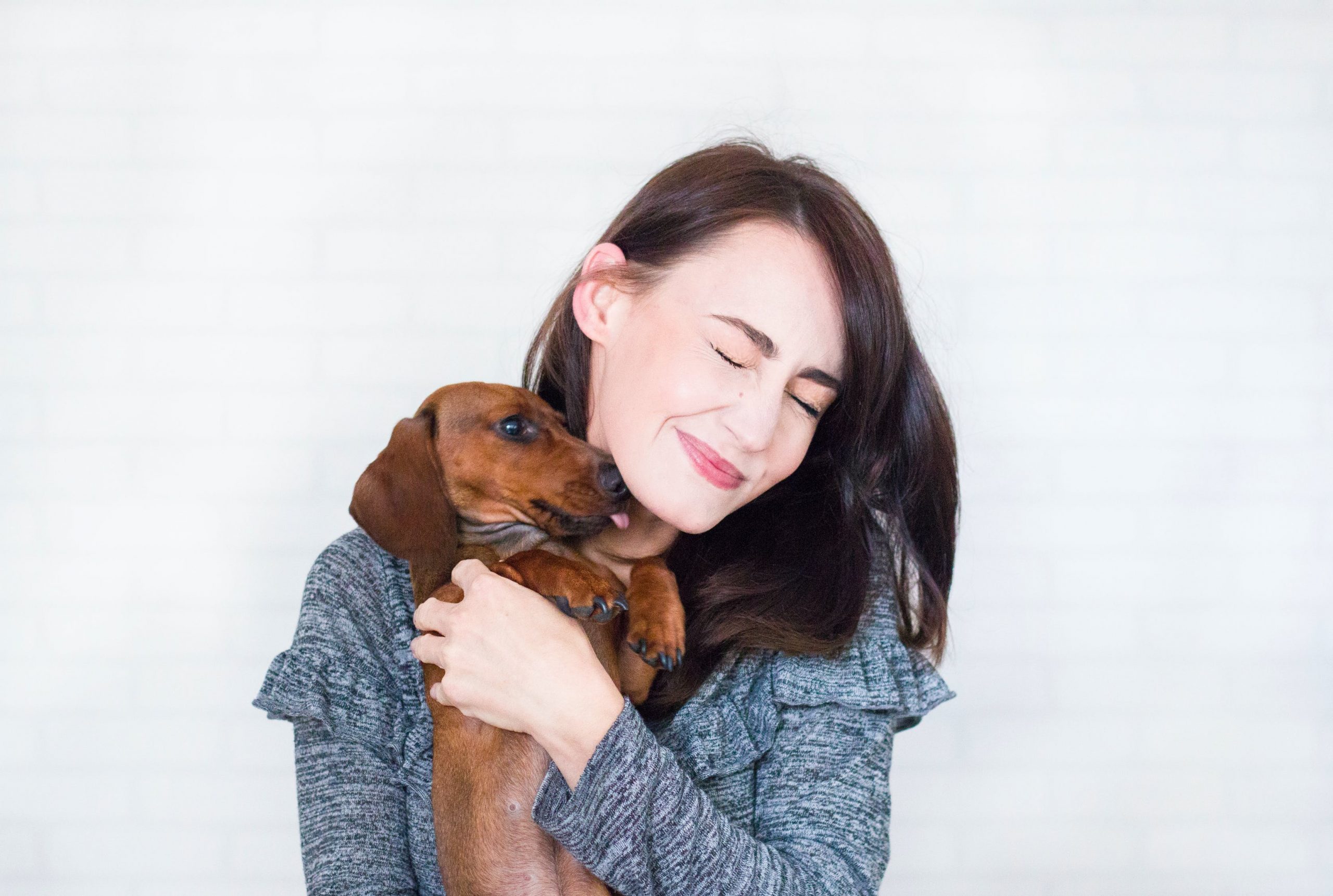 Living with Pet Allergies: Tips for Managing Symptoms and Enjoying Life with Pets